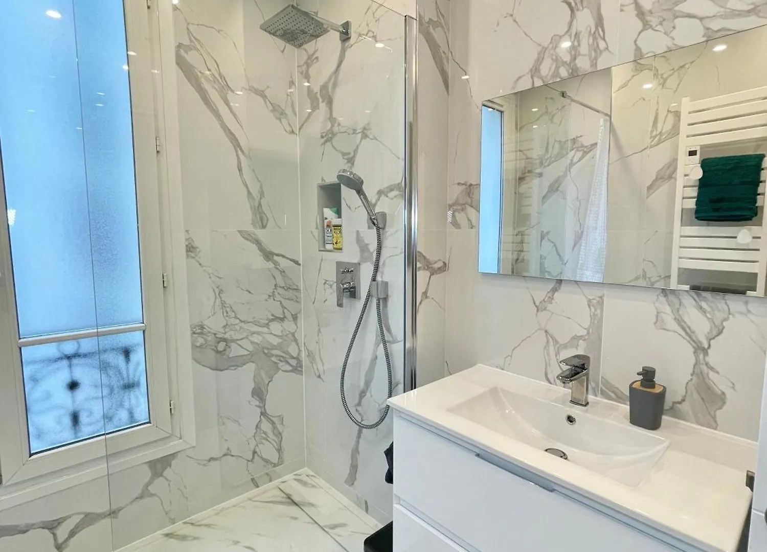 Paris-alesia Super 2 Pieces De 39m2 - Tres Cosy Pour 1 - 5 Personnes Totalement Refait A Neuf -entire Luxurious And Warm -paris Alesia 14eme - Proche Aeroport Paris-orly - Parc Des Expositions Porte De Versailles Free Wifi Gratu Apartman