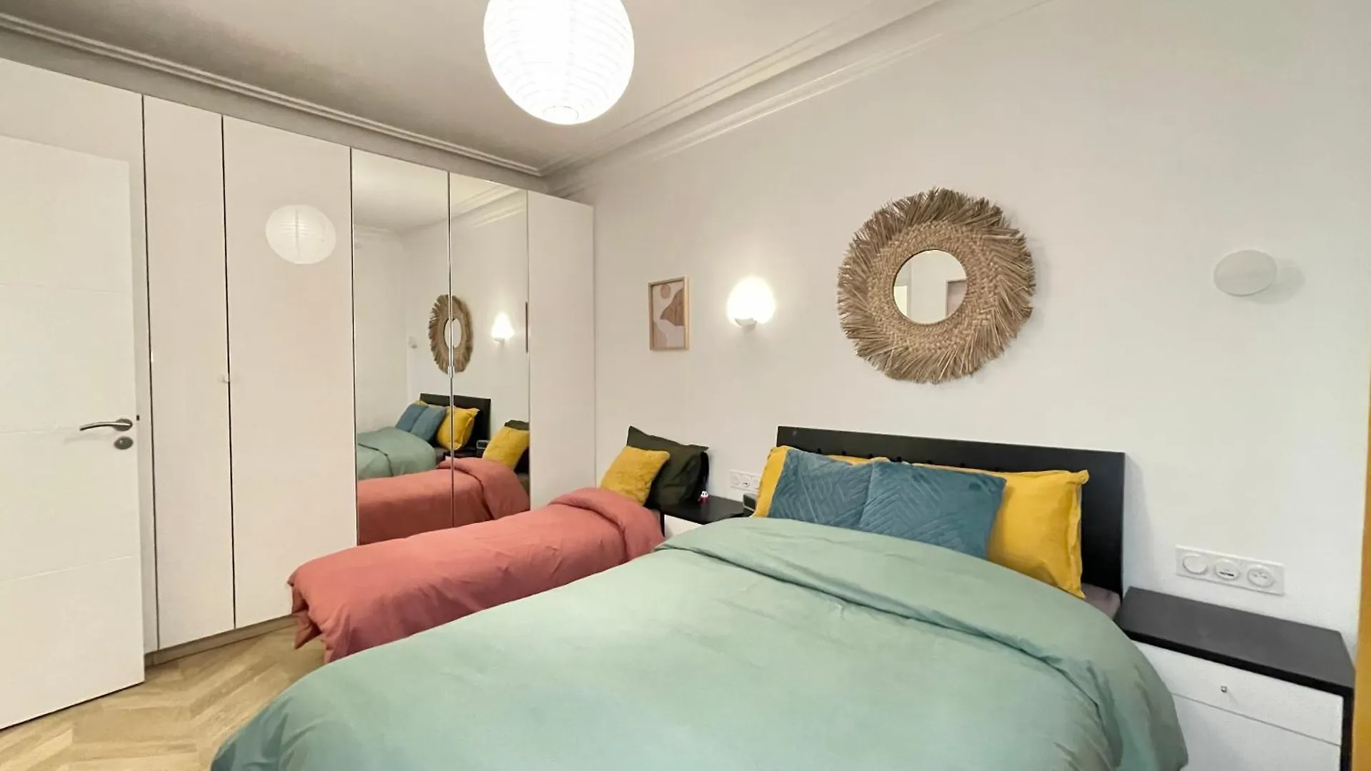 Paris-alesia Super 2 Pieces De 39m2 - Tres Cosy Pour 1 - 5 Personnes Totalement Refait A Neuf -entire Luxurious And Warm -paris Alesia 14eme - Proche Aeroport Paris-orly - Parc Des Expositions Porte De Versailles Free Wifi Gratu Apartment